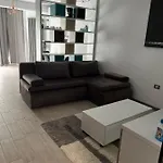 Apartment Cu La Mare