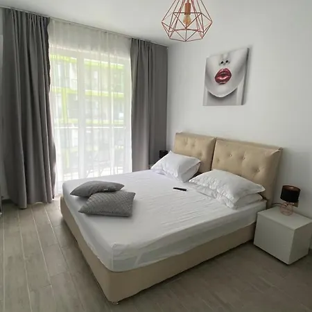 Apartament Cu La Mare